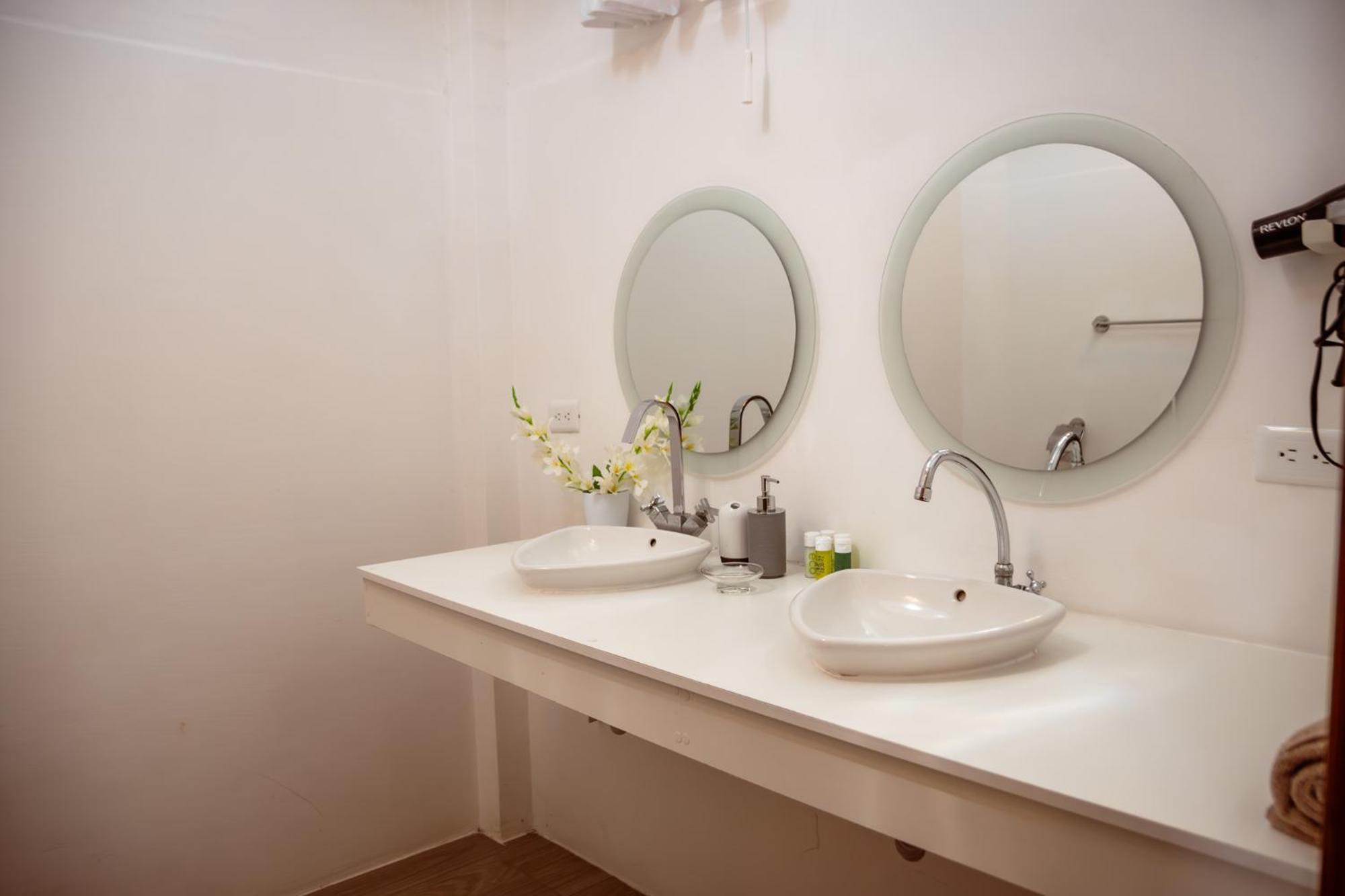 Hotel Miconia Пуерто-Бакерісо-Морено Екстер'єр фото